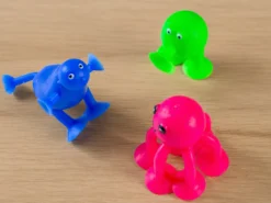 Adventskalender mit Saugnapfspielzeug