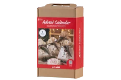 Adventskalender mit Stickerei