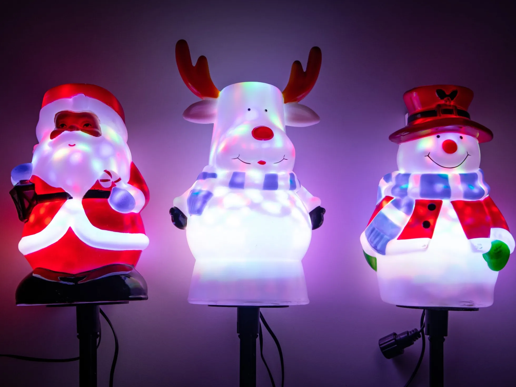 Außenbeleuchtung Mit Weihnachtsfiguren