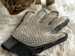 Fellpflegehandschuh - Spralla