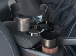 Getränkehalter für das Auto