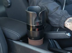 Getränkehalter für das Auto
