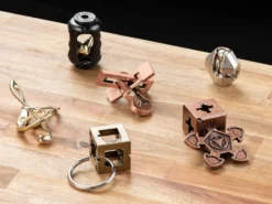 Hanayama Huzzle Puzzles