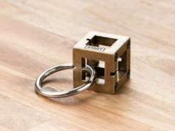 Hanayama Huzzle Puzzles