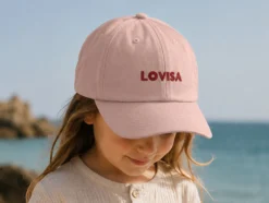 Kinderkappe mit persönlicher Stickerei
