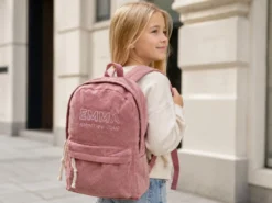 Kinderrucksack aus Cord mit personalisierter Stickerei