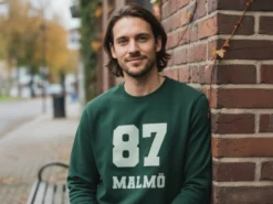 Sweatshirt mit eigenem Text im Collegestyle