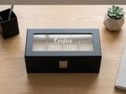 Uhrenbox mit eigenem Text